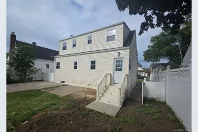 200 Raff Avenue, Elmont, NY 11003 - Photo 24