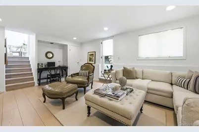 55 Southfield Road, Glen Cove, NY 11542 - Photo 12