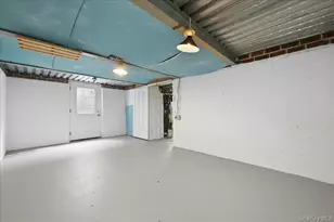 3849 Wesley St, Seaford, NY 11783 - Photo 24