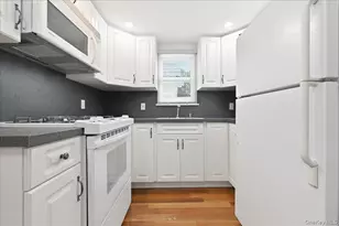 3849 Wesley St, Seaford, NY 11783 - Photo 10