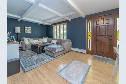 531 5th Street, East Northport, NY 11731 - Photo 4