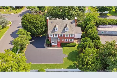 45 Tennyson Avenue, Westbury, NY 11590 - Photo 30