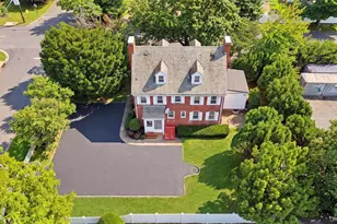 45 Tennyson Ave, Westbury, NY 11590 - Photo 30