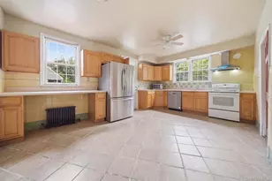 45 Tennyson Ave, Westbury, NY 11590 - Photo 2