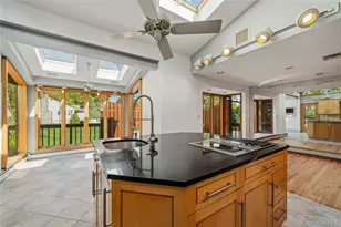 102 Neptune Dr, Monroe, NY 10950 - Photo 10