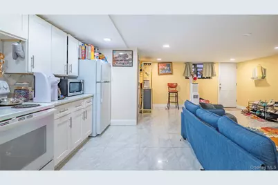1260 E 84th Street, Brooklyn, NY 11236 - Photo 18
