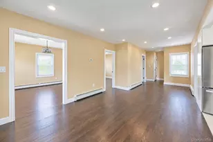 236 Plainview Rd, Hicksville, NY 11801 - Photo 10