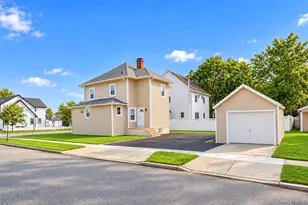 236 Plainview Rd, Hicksville, NY 11801 - Photo 24