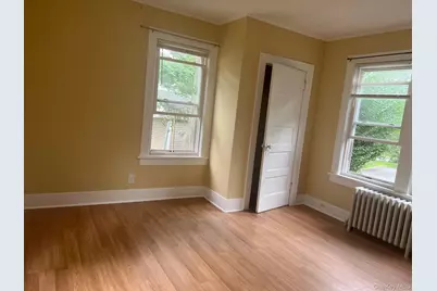 5 Thompson Hay Path, Setauket, NY 11733 - Photo 2