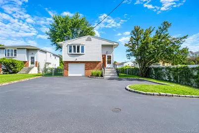263 Commack Road, Deer Park, NY 11729 - Photo 2
