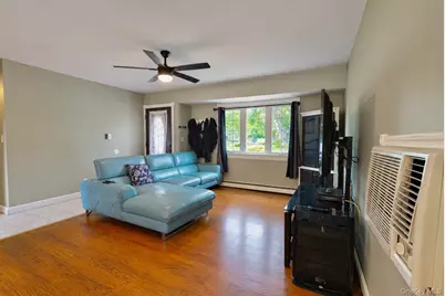 2712 Connecticut Avenue, Medford, NY 11763 - Photo 6