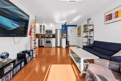 2821 36th Street #4R, Astoria, NY 11103 - Photo 6