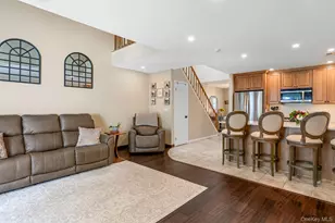 75 Fox Ct, Manorville, NY 11949 - Photo 12