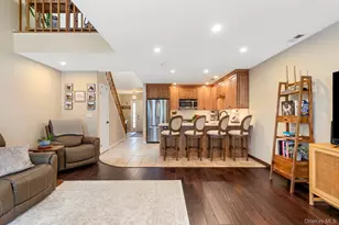 75 Fox Ct, Manorville, NY 11949 - Photo 10