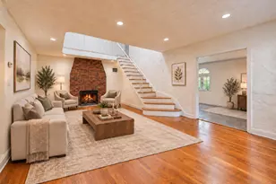 118 Baker Hill Rd, Great Neck, NY 11023 - Photo 2