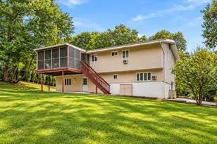 24 Dorchester Dr, Airmont, NY 10952 - Photo 32