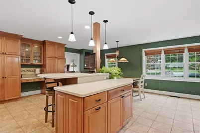 10 Albion Oval, Mahopac, NY 10541 - Photo 8