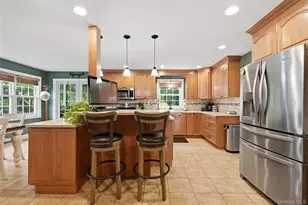 10 Albion Oval, Mahopac, NY 10541 - Photo 4