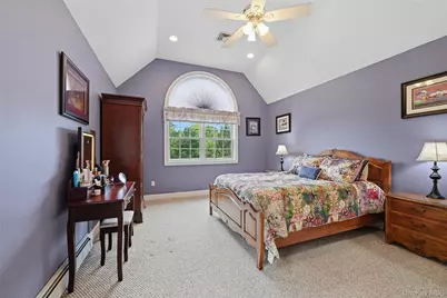 10 Albion Oval, Mahopac, NY 10541 - Photo 18