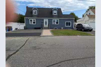 1233 12th Street, West Babylon, NY 11704 - Photo 1