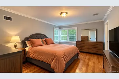 10 Winslow Road, White Plains, NY 10606 - Photo 18