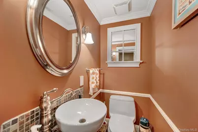 2817 Riverside Drive, Wantagh, NY 11793 - Photo 30