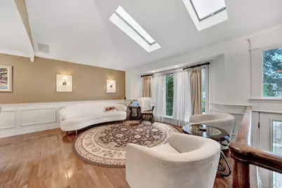 2817 Riverside Drive, Wantagh, NY 11793 - Photo 8
