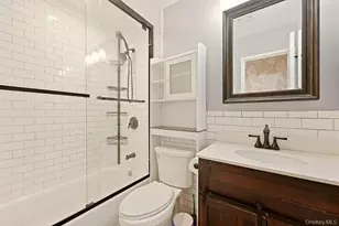 40 W 4th St, Patchogue, NY 11772 - Photo 16