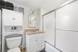 55 Cooper St, Babylon, NY 11702 - Photo 18