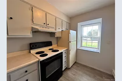 101 Sylvan #21, Miller Place, NY 11764 - Photo 1