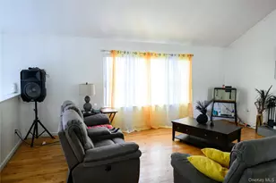 6 Beverly Rd, Middletown, NY 10940 - Photo 12