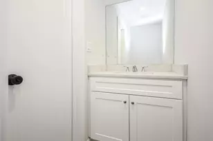 33 Marwood N, Port Washington, NY 11050 - Photo 12