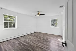 16 Jamaica Ave, Holtsville, NY 11742 - Photo 36