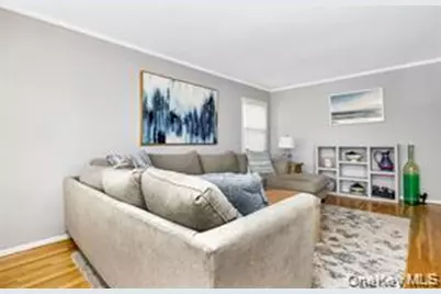 625 E Beech Street #Upper, Long Beach, NY 11561 - Photo 8