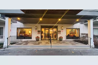 160 Academy Street #3L, Poughkeepsie, NY 12601 - Photo 1