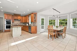 136 Dorchester Dr, Yorktown Heights, NY 10598 - Photo 14