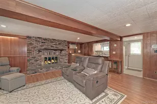 5 Robin Ct, Bethpage, NY 11714 - Photo 28