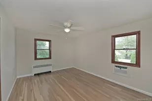 5 Robin Ct, Bethpage, NY 11714 - Photo 22