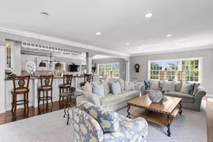 23 Meadow Ln, Westhampton Beach, NY 11978 - Photo 12