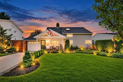17 Woodpecker Lane, Levittown, NY 11756 - Photo 1