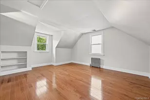 54 Greenway Blvd, Elmont, NY 11003 - Photo 26