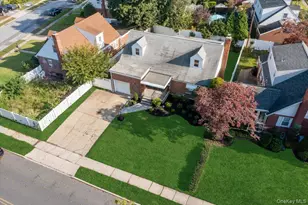 54 Greenway Blvd, Elmont, NY 11003 - Photo 38