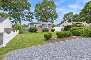 90 Robinwood Dr, Mastic Beach, NY 11951 - Photo 2
