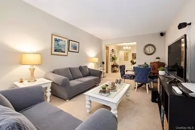 517 Riverdale Avenue #2H, Yonkers, NY 10705 - Photo 10
