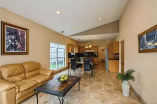 77 Hamlet Dr, Hauppauge, NY 11788 - Photo 10