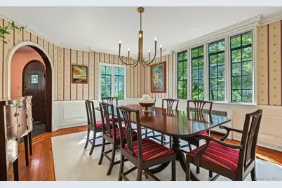 50 Circle Drive, Manhasset, NY 11030 - Photo 14