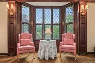 50 Circle Dr, Manhasset, NY 11030 - Photo 10