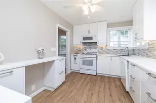 408 Jackson Ave, West Hempstead, NY 11552 - Photo 6