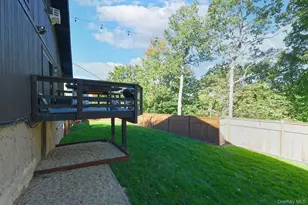 10 Cathy Ct, Northport, NY 11768 - Photo 42