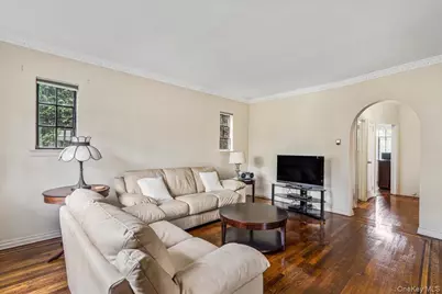 1314 145th Place, Whitestone, NY 11357 - Photo 4